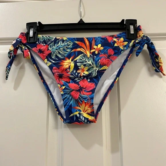 Ladies swim bikini bottoms - Picture 1 of 3